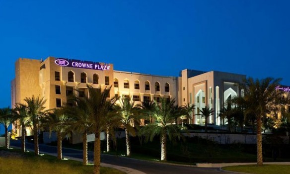 Book Crowne Plaza Sohar in Oman with Zahara Tours